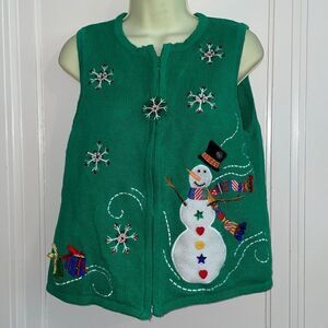Vtg Carly St. James green Christmas zip‎ up sweater vest with snowman/snowflakes